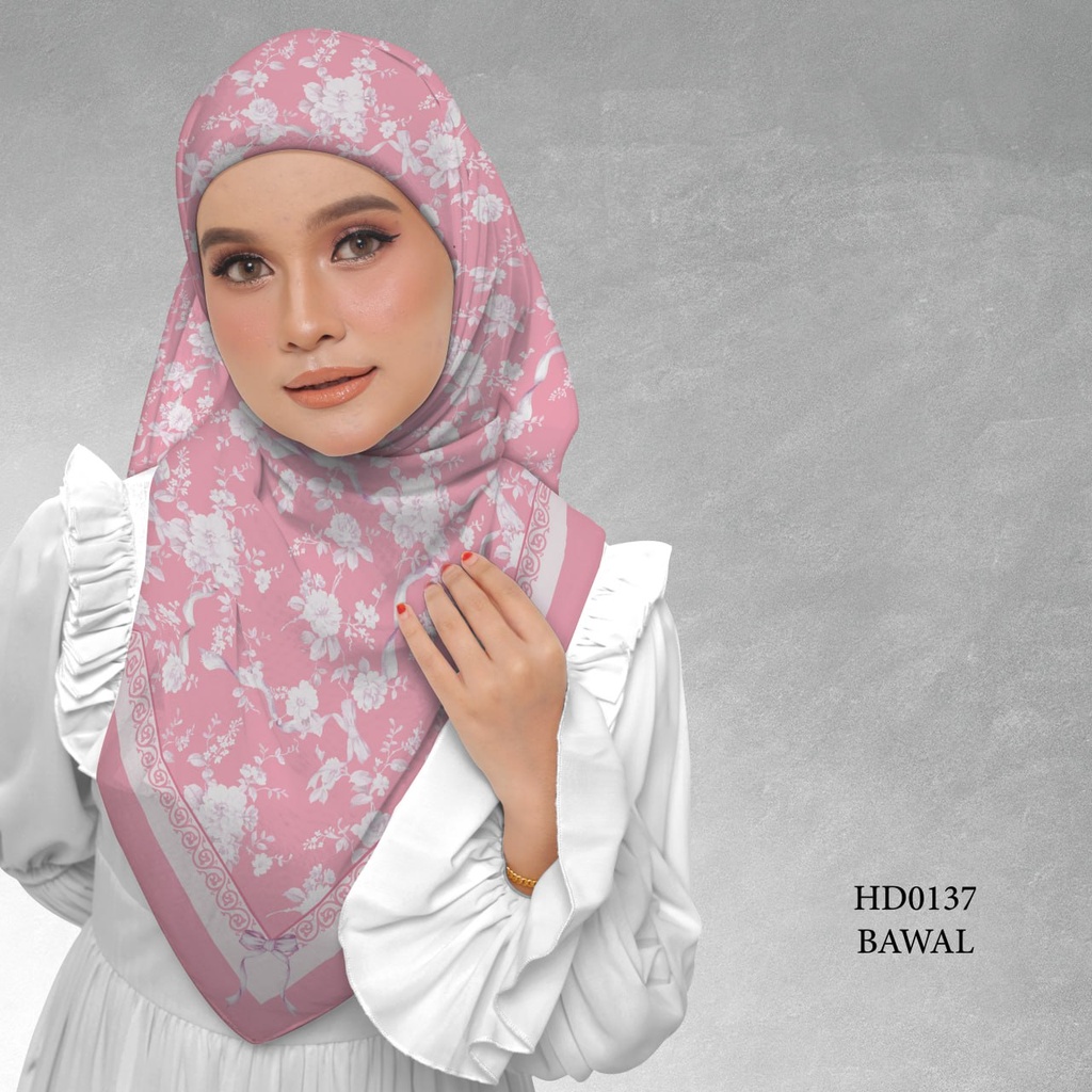 Tudung Bawal (Square Hijab) in HD0137