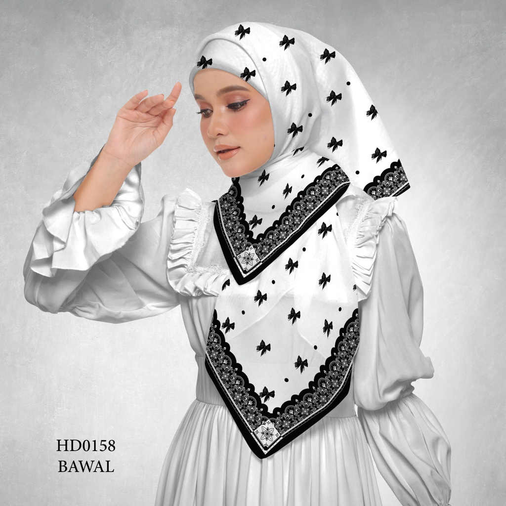 Tudung Bawal (Square Hijab) in HD0158
